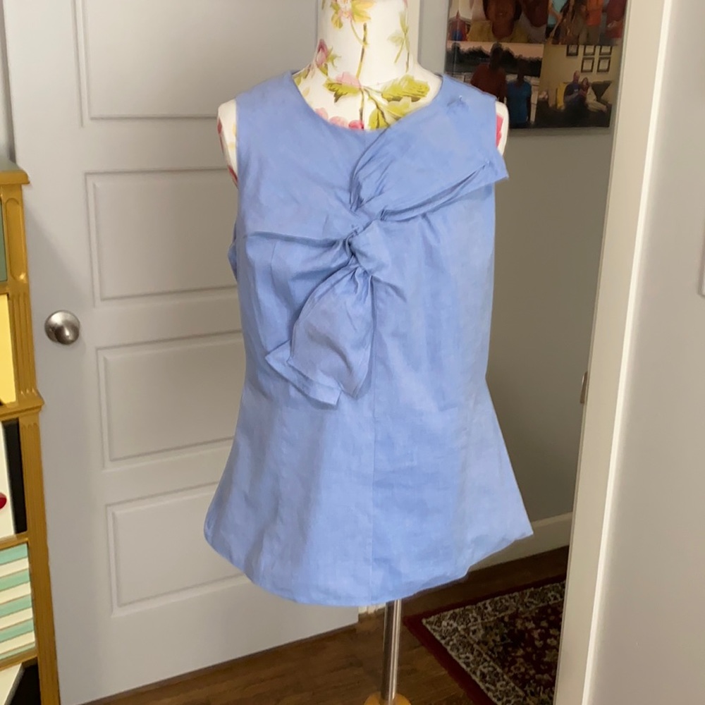 Women’s New York and company top